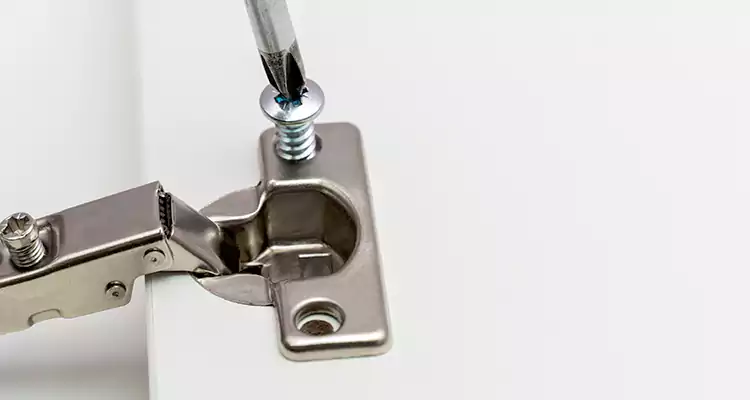 Screen Door Hinge Repair in Brownsville, FL