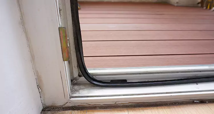 Why Choose Us for Leaking Sliding Glass Door Repair in Brownsville, FL?