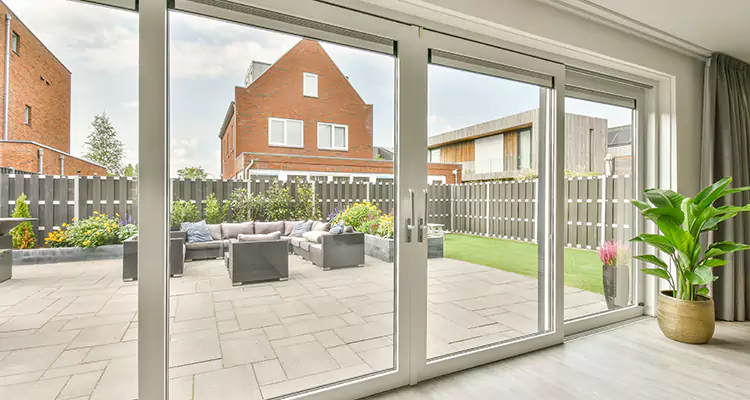 Best Sliding Screen Door Replacement Company in Brownsville, FL