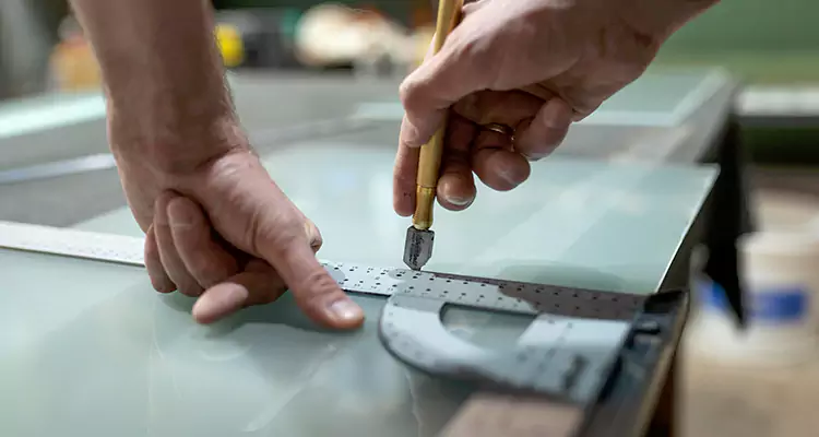 Glass Scratch Repair in Brownsville, FL