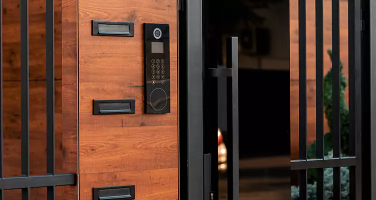 Automatic Door Maintenance in Brownsville, FL