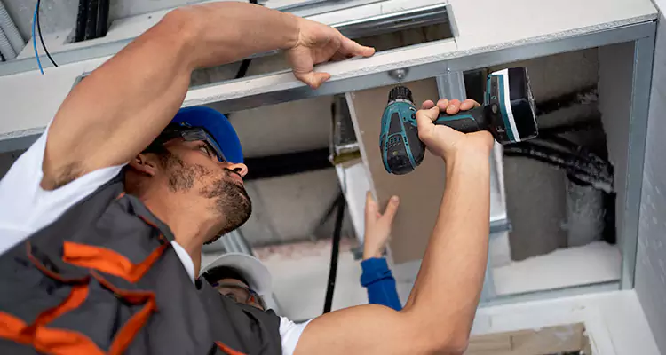 Emergency Overhead Door Repair in Brownsville, FL