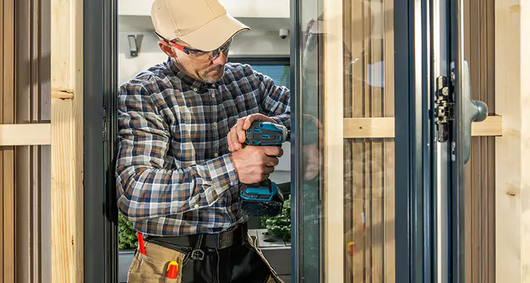 Top-Rated Patio Door Handle and Lock Repair Service for Homeowners in Brownsville, FL