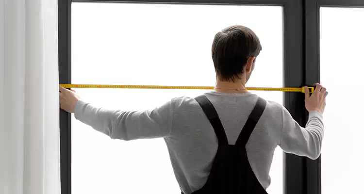 Retractable Deck Screens Repair in Brownsville, FL